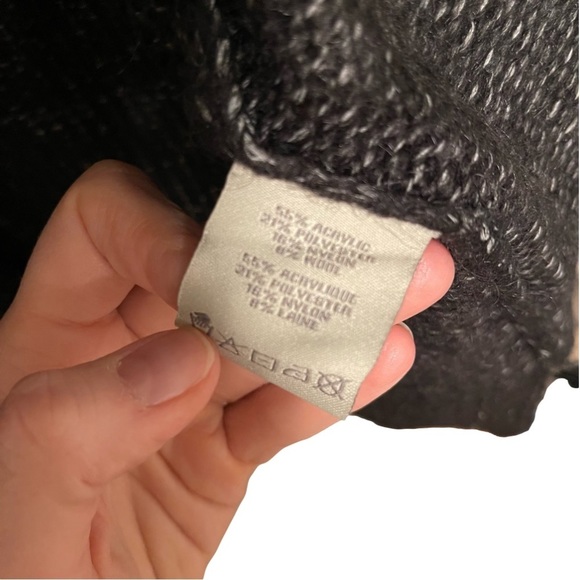 NWT Charlie Paige Cardigan Dark Gray Chunky Fall Size SM - Picture 6 of 7